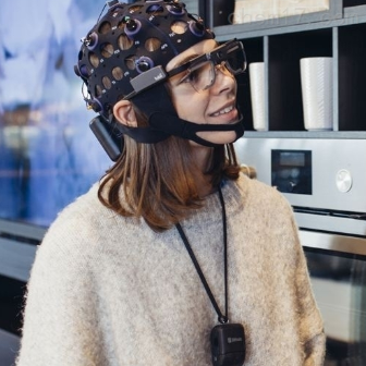 可穿戴無(wú)線腦電儀ErgoLAB EEG